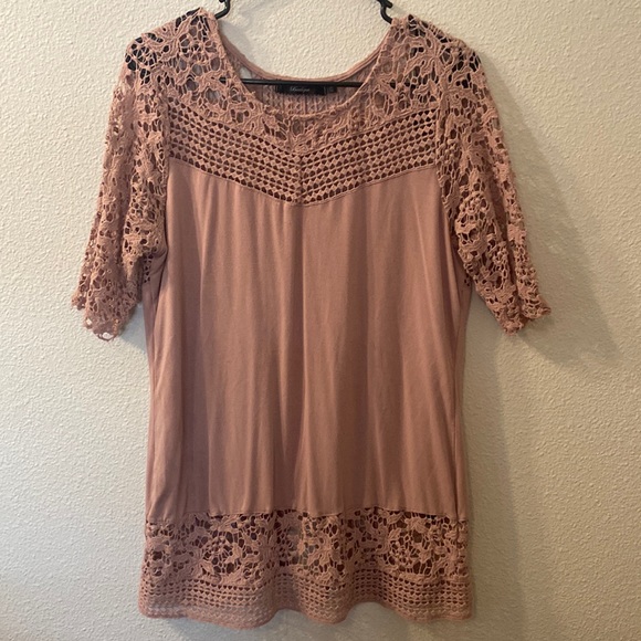 BKE Tops - BKE Boutique crochet tunic size medium